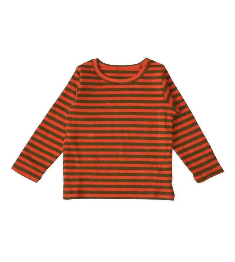 red and black stripped tee