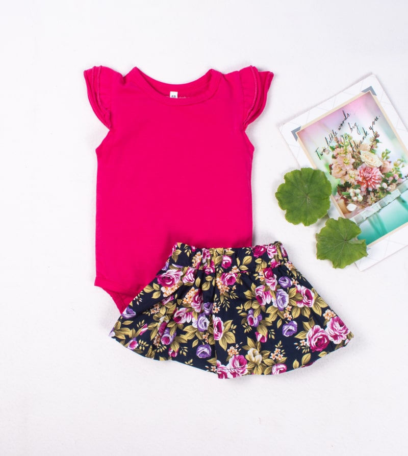 Tee and Skirt SetFront Pink min